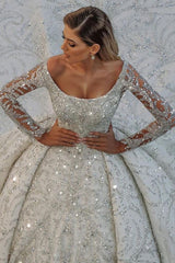 Luxurious Scoop Neck Wedding Dress Ball Gown Long Sleeves Beaded Bridal Dress