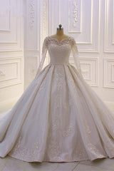 Luxurious White Wedding Dress Long Sleeves Appliques Beaded Ball Gown Bridal Dress