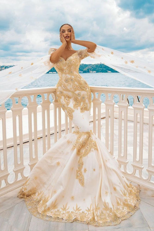 Mermaid Wedding Dress Gold Appliques Half Sleeve Cape